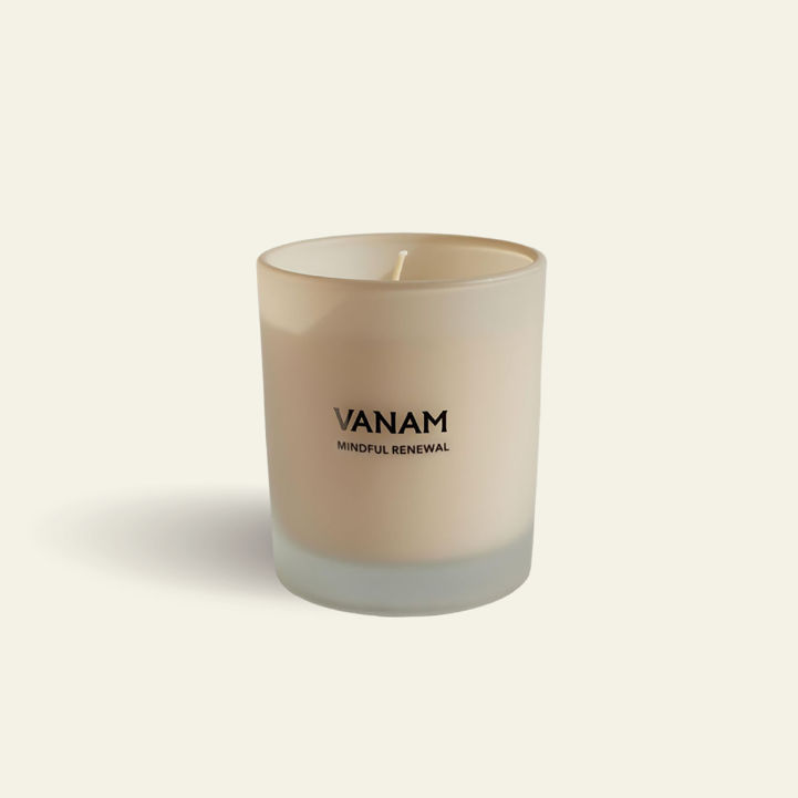 MINDFUL RENEWAL scented beeswax candle by VANAM — fresh cedarwood and lemon